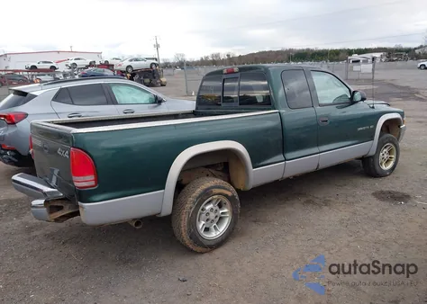 1999 Dodge Dakota Slt/Sport z USA, uszkodzony, nr VIN 1B7GG22X9XS133547
